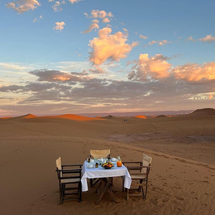 Overnight Luxury Camp 메르주가 외부 사진