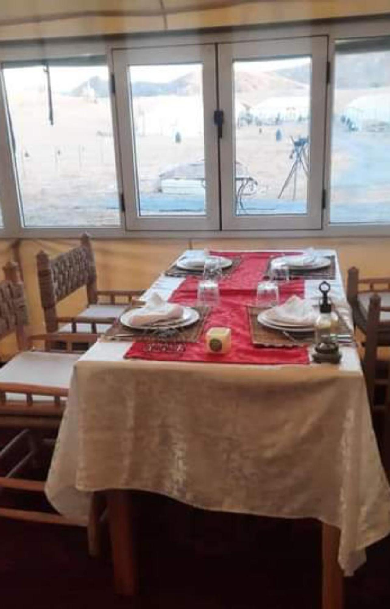 Overnight Luxury Camp 메르주가 외부 사진